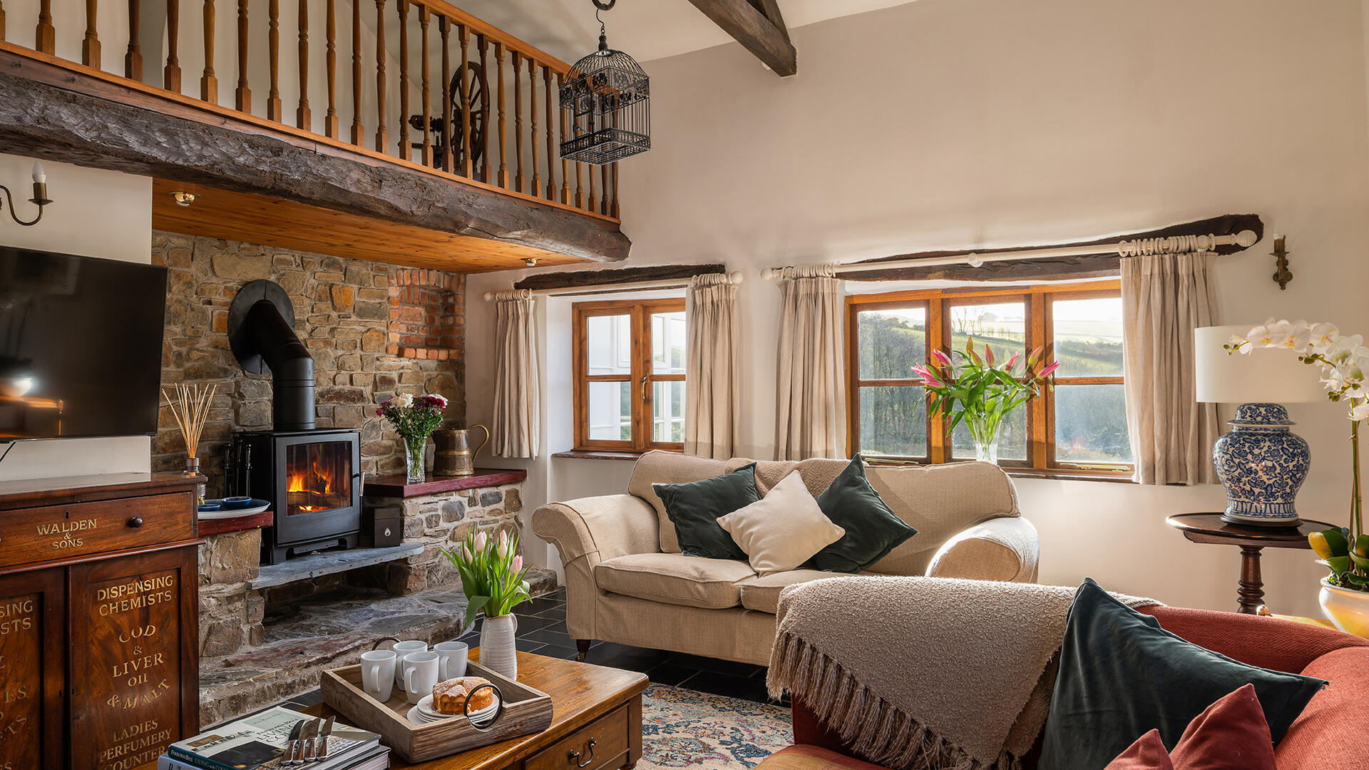 Family-Friendly Cosy Cottages with Log Burners for Autumn & Winter Breaks