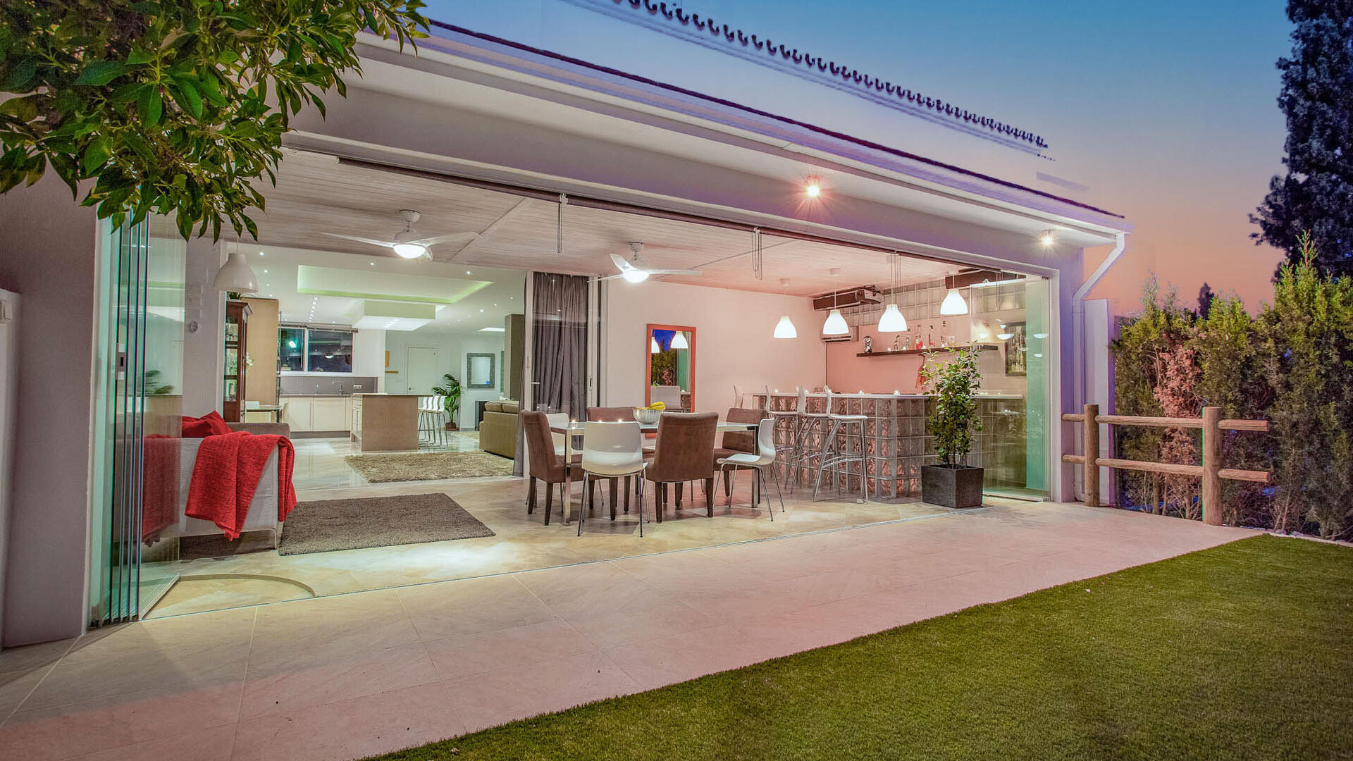 Last-Minute October Half Term Deal – Family Friendly Accommodation in the Costa del Sol for Just £1,900!